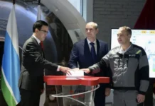 Денис Паслер отметил запуск турбогенератора на Среднеуральской ГРЭС для устойчивого развития Екатеринбурга и Верхней Пышмы denis pasler otmetil zapusk turbogeneratora na sredneuralskoj gres dlya ustojchivogo razvitiya ekaterinburga i verhnej pyshmy-news-blog-ru-0