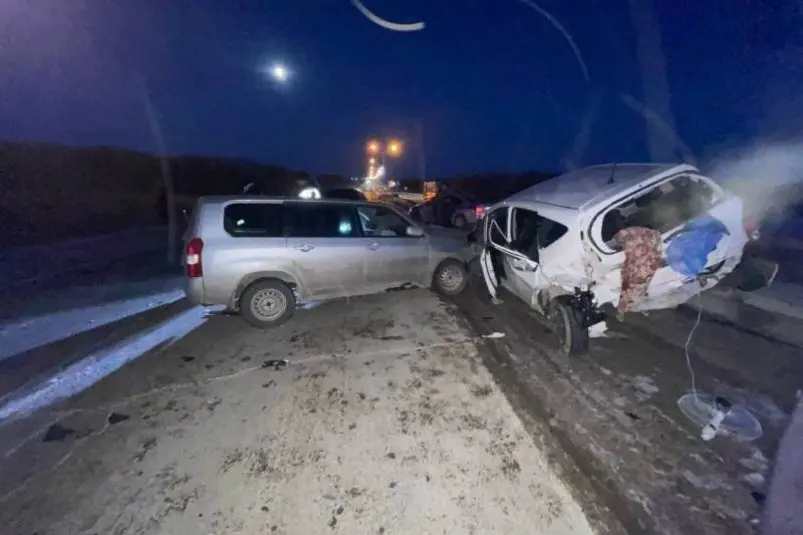 Четыре человека оказались в больнице после ДТП с участием трёх автомобилей в Приморье Пресс-служба УМВД России по Приморскому краю