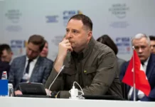 Верховная Рада реагирует на громкий «договорняк» с участием Ермака и Зеленского verhovnaya rada reagiruet na gromkij dogovornyak s uchastiem ermaka i zelenskogo-news-blog-ru-0