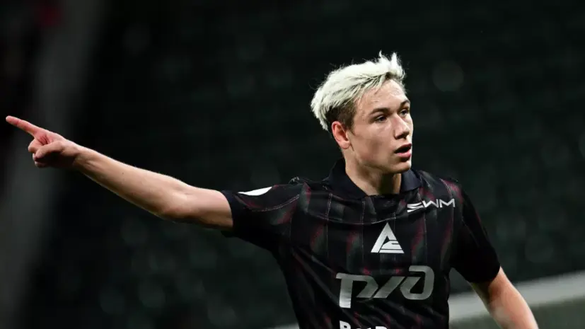 Агент Батракова допустил, что футболист может рассмотреть предложение из Европы зимой