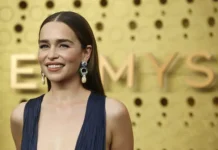 Эмилия Кларк из «Игры престолов» удивила поклонников новым образом emiliya klark iz igry prestolov udivila poklonnikov novym obrazom-news-blog-ru-0