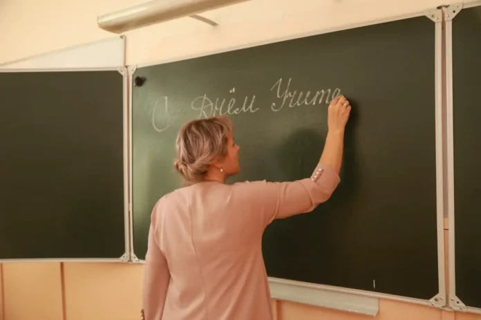 komissiya po delam nesovershennoletnih i shkola 4 luchegorska dejstvuyut soobshha protiv travli-news-blog-ru-0