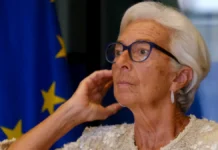 Кристин Лагард представляет позицию ЕЦБ на выступлении Говарда Лютника kristin lagard predstavlyaet pozicziyu eczb na vystuplenii govarda lyutnika-news-blog-ru-0