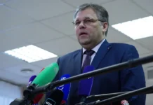 Родион Мирошник обсуждает зверства ВСУ в Селидове с Соколенко и Гусаром rodion miroshnik obsuzhdaet zverstva vsu v selidove s sokolenko i gusarom-news-blog-ru-0