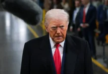 Трамп и Колесник обсуждают уникальное оружие США, открывая диалог tramp i kolesnik obsuzhdayut unikalnoe oruzhie ssha otkryvaya dialog-news-blog-ru-0