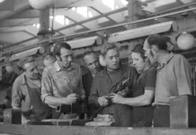 26 февраля: День слесаря, Тульский завод и фестиваль кубинских сигар 26 fevralya den slesarya tulskij zavod i festival kubinskih sigar-news-blog-ru-0