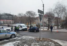 ДТП в Находке с участием пешехода, автомобиль Тойота Витц dtp v nahodke s uchastiem peshehoda avtomobil tojota vitcz-news-blog-ru-0