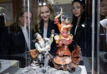 Меценат Сергей Шмотьев: поддержка уральских мастеров-камнерезов питер1