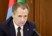 Вячеслав Гладков застрял в лифте из-за ЧС в Белгородской области vyacheslav gladkov zastryal v lifte izza chs v belgorodskoj oblasti-news-blog-ru-0