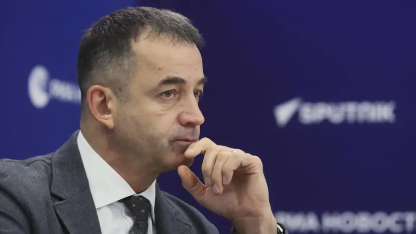 Депутат Госдумы Певцов назвал иностранные псевдонимы в России варварством