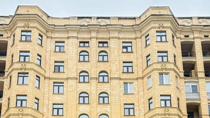domakinogeroi na lomonosovskom i severnom bulvare v moskve obnovleny-news-blog-ru-0