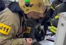 Герои МЧС спасли Москву. Пожар ликвидирован, эвакуация продолжается geroi mchs spasli moskvu pozhar likvidirovan evakuacziya prodolzhaetsya-news-blog-ru-0