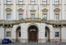 МИД Чехии поддержал диалог после нападения на Русский дом mid chehii podderzhal dialog posle napadeniya na russkij dom-news-blog-ru-0