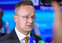 Петер Сийярто: Украина срывает выборы Венгрии. Скандал Орбана и Туска peter sijyarto ukraina sryvaet vybory vengrii skandal orbana i tuska-news-blog-ru-0