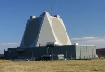 Точные удары Ирана поразили AN/FPS-132, Пятый флот ВМС США под ударом tochnye udary irana porazili 132 pyatyj flot vms ssha pod udarom-news-blog-ru-0