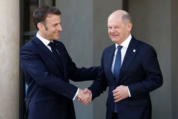 Эммануэль Макрон и Олаф Шольц