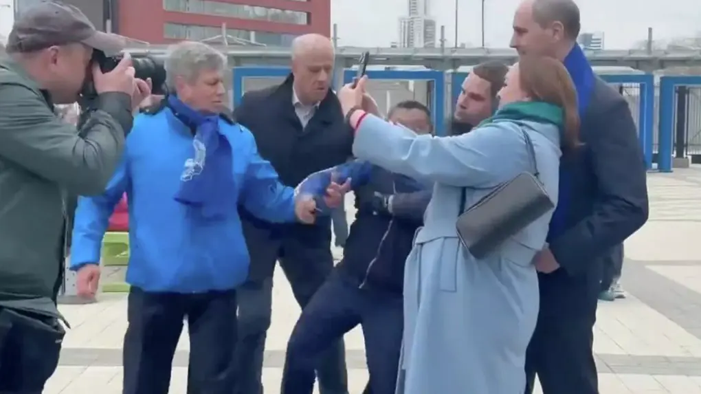 Напавшего на губернатора Паслера мужчину задержали в Екатеринбурге