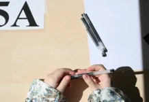 Родителям объяснили, как помочь подростку пережить ЕГЭ без нервных срывов