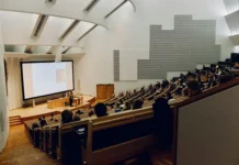 Фальков анонсировал четыре новых курса от Минобрнауки для студентов falkov anonsiroval chetyre novyh kursa ot minobrnauki dlya studentov-news-blog-ru-0