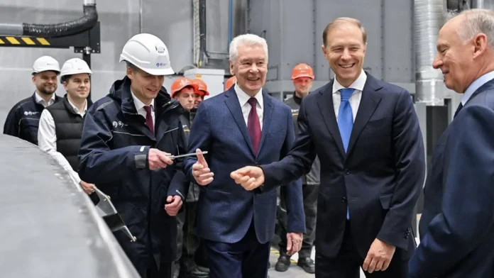 manturov i sobyanin inicziiruyut obnovlenie flota moskvy-news-blog-ru-0