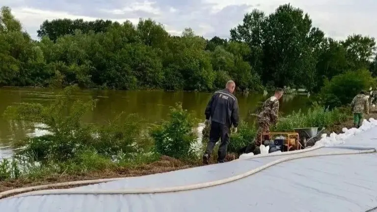 Режим ЧС ввели в четырех населенных пунктах Кубани из-за перелива воды из реки