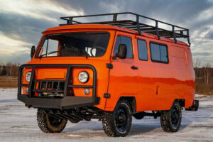 legendarnaya uaz452 buhanka obretaet novyj stil s dvigatelem  -lessontime-ru-173581663500-0