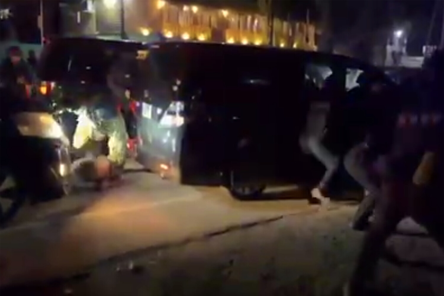 Активная позиция жителей Абхазии поддержка Омара Смыра и Аслана Гварамия в Сухуме-0