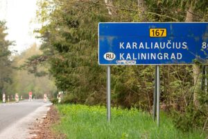 Nida,,Lithuania,-,May,8,2022:,State,Border,Between,Lithuania