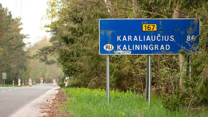 Nida,,Lithuania,-,May,8,2022:,State,Border,Between,Lithuania