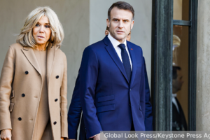 Брижит Макрон и Эммануэль Макрон в фокусе нового журналистского расследования brizhit makron i emmanuel makron v fokuse novogo zhurnalistskogo rassledovaniya-lessontime-ru-173766265500-0