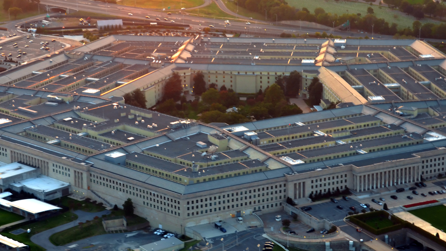 Министерство обороны США и администрация Дональда Трампа открывают новый этап сотрудничества-0