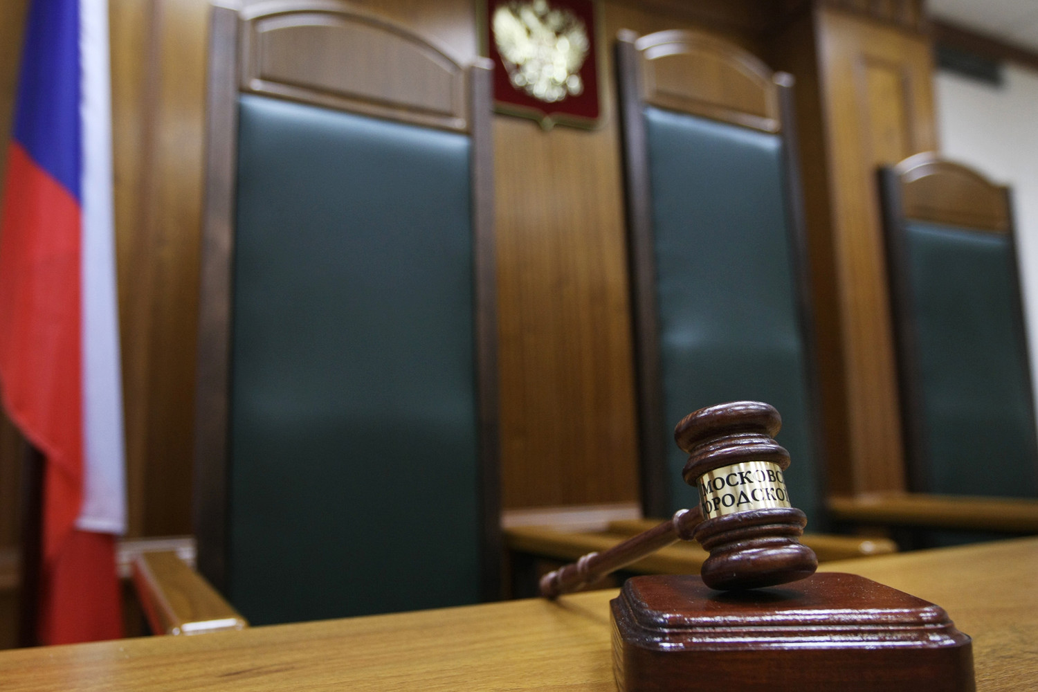 Петербургский автодилер выплатил компенсацию клиенту за несоответствие года выпуска Cadillac-0