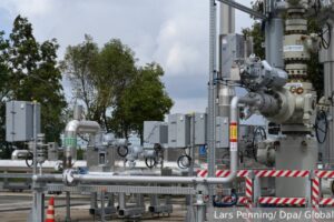 Россия провела удары по энергообъектам Украины и Краснодарского края rossiya provela udary po energoobektam ukrainy i krasnodarskogo kraya-lessontime-ru-173697821500-0