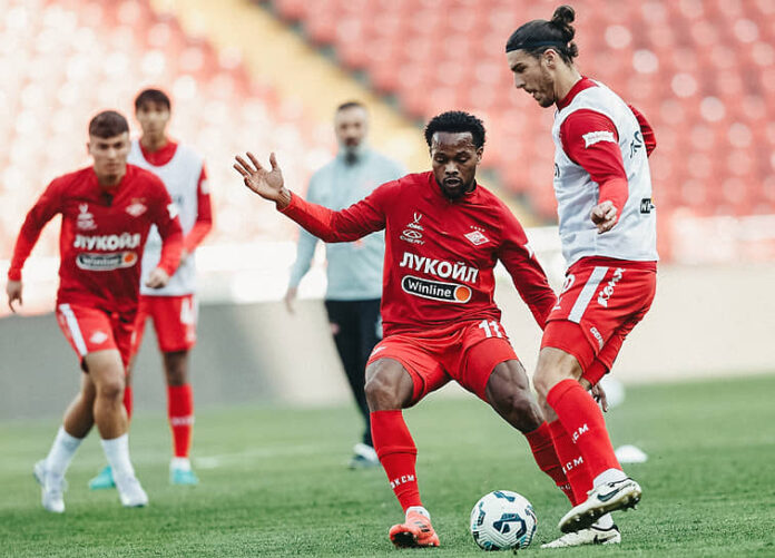 spartak i krasnodar v epiczentre futbolnyh strastej rpl-lessontime-ru-174344113000-0
