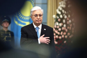 Токаев раскрыл позицию Казахстана перед лицом СБУ и роли Путина в украинском кризисе tokaev raskryl pozicziyu kazahstana pered liczom sbu i roli putina v ukrainskom krizise-lessontime-ru-173588229500-0