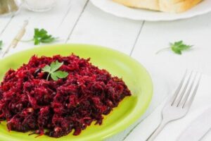 vitaminnaya bomba salat iz svekly s hrenom reczept dlya tonkoj talii-lessontime-ru-174339863700-0