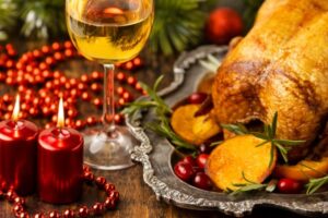 Волшебный рождественский гусь с яблоками и черносливом для праздничного стола volshebnyj rozhdestvenskij gus s yablokami i chernoslivom dlya prazdnichnogo stola-lessontime-ru-173617207500-0