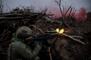 tajnaya diplomatiya zapada emmanuelya makrona i skrytye peregovory s rossiej-lessontime-ru-173521204500-0