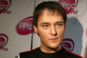 Юрий Шатунов и Ласковый май в воспоминаниях близких о семейных ценностях yurij shatunov i laskovyj maj v vospominaniyah blizkih o semejnyh czennostyah-lessontime-ru-173826302500-0