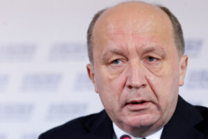 Европейский Союз и Министр обороны Германии запускают стратегию усиления обороны до 2030 evropejskij soyuz i ministr oborony germanii zapuskayut strategiyu usileniya oborony do 2030-lessontime-ru-173354928500-0