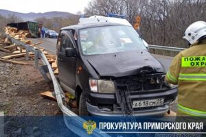 gai i mchs operativno reagiruyut na dtp s     v anuchinskom rajone-lessontime-ru-174596297300-0