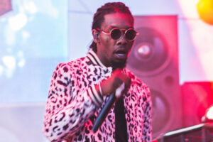 grandioznyj konczert  i   v moskve s blagosloveniem mamy-lessontime-ru-174599829900-0