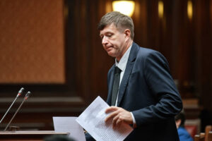 aleksandr konovalov utverzhdyon v konstituczionnyj sud  sovet federaczii podderzhal kandidaturu-lessontime-ru-174472622700-0