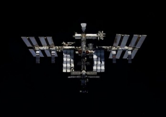 aleksej ovchinin ivan vagner i donald pettit zavershili missiyu na mks-lessontime-ru-174510477000-0