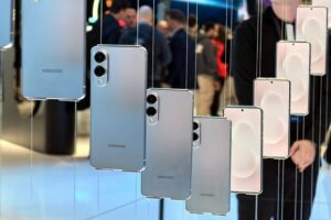 Samsung Galaxy S25 Edge представит ультратонкий дизайн и Snapdragon 8 Elite 25 predstavit ultratonkij dizajn i 8 -lessontime-ru-174352844000-0