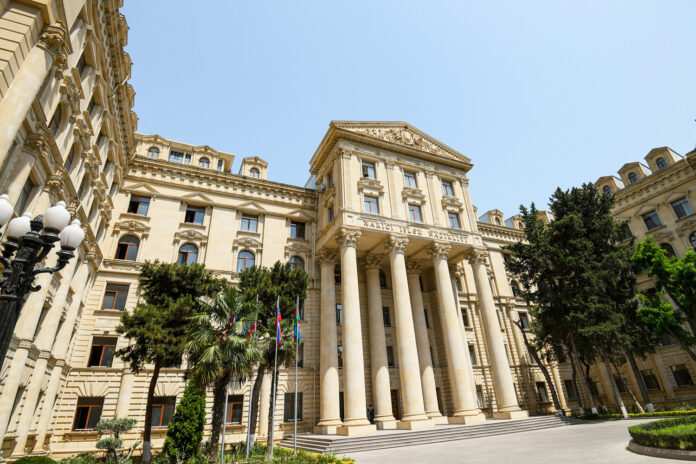 azerbajdzhan i ssha na puti k obnovleniyu dialoga pri uchastii ilhama alieva-lessontime-ru-172877553500-0