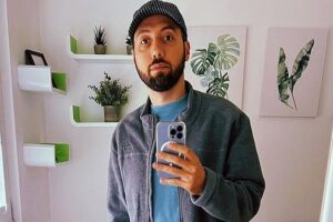 dmitrij romanov i ruslan belyj obsudili grazhdanstvo i svyazi mezhdu soboj-lessontime-ru-174550736300-0