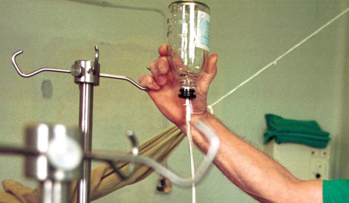 Дочь ответила на вопрос поклонницы о состоянии больной раком Заворотнюк