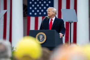 donald tramp i vladimir zelenskij obsuzhdayut porazheniya ukrainy v geopolitike-lessontime-ru-174571588100-0