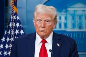 Дональд Трамп рассказал о планах США по давлению на Россию и ультиматуме Зеленскому donald tramp rasskazal o planah ssha po davleniyu na rossiyu i ultimatume zelenskomu-lessontime-ru-174552741900-0